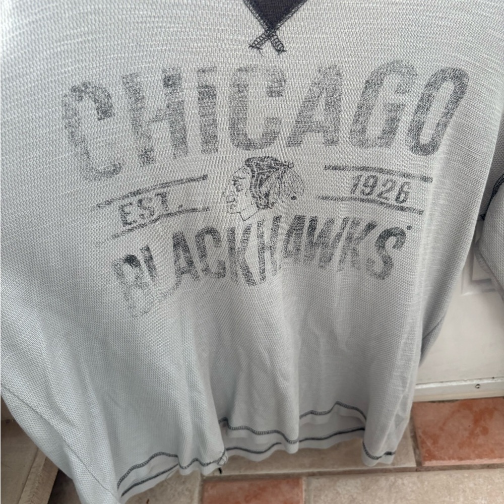 NHL Chicago Blackhawks Gray Waffle long sleeve